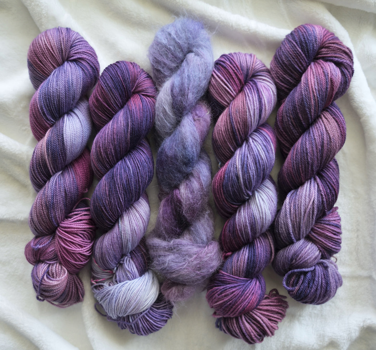 Sweater Quantity: Carry On