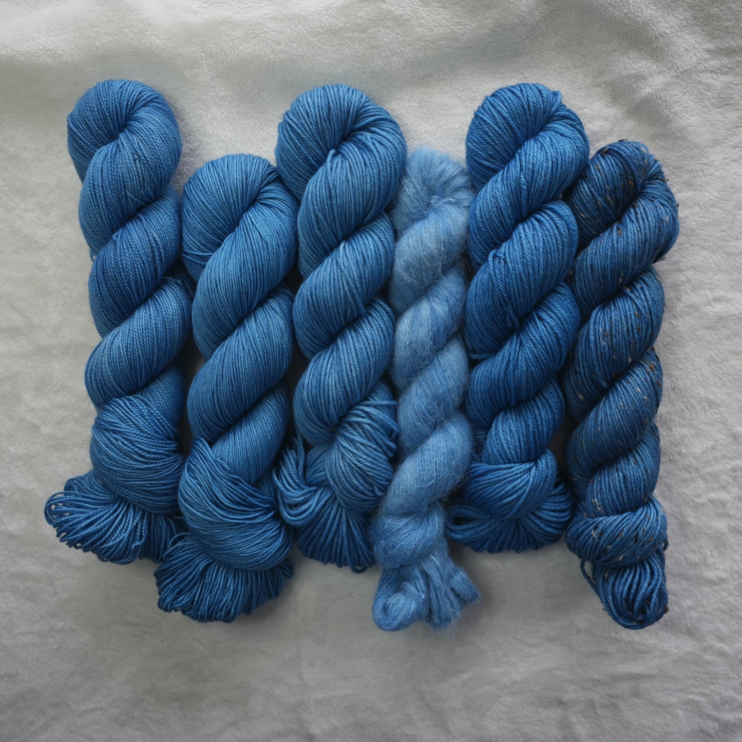 Sweater Quantity: Titans