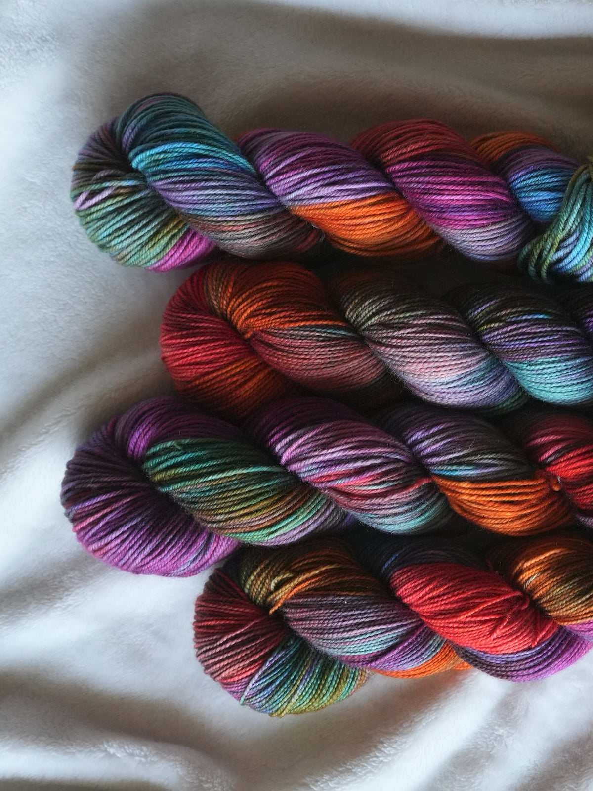 Rainbow of Velaris (Preorder)